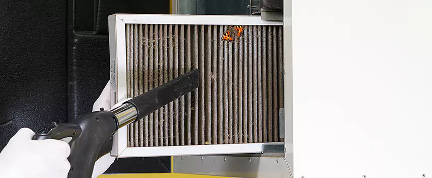 Clogged Air Duct Cleaning Process in Evergreen Park, IL